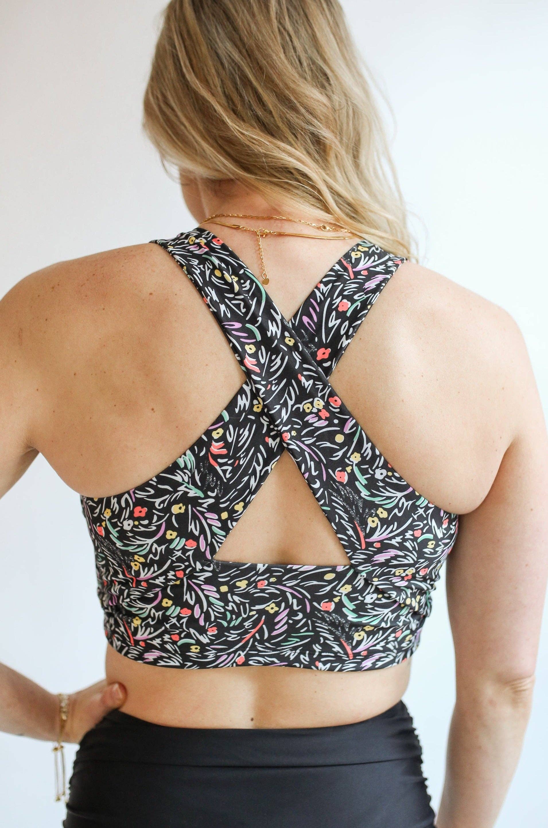 Movemama Apparel – Engroshandel Badeoverdel – Børn – Afgrøde Zip Up Amning Badedragt Top21