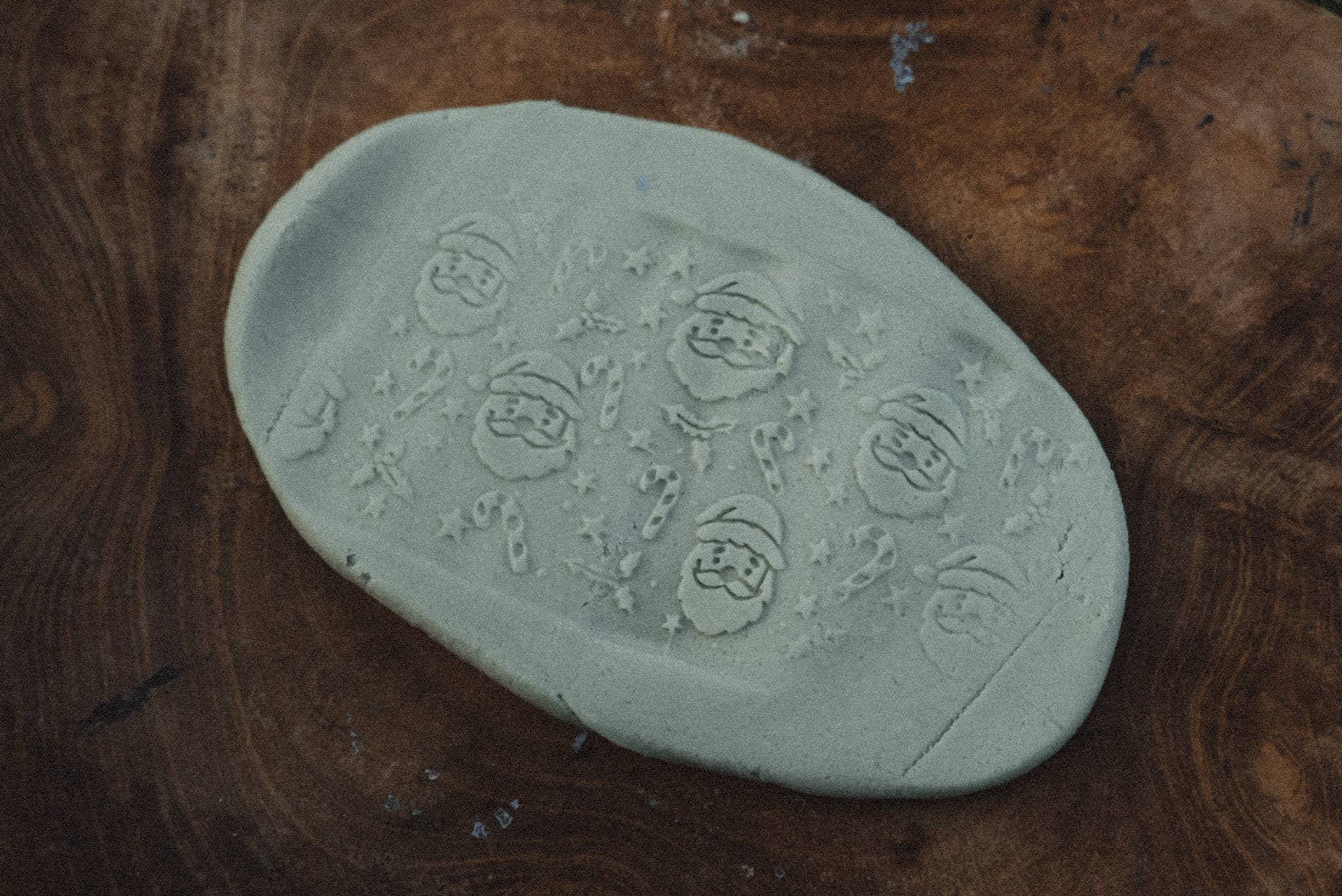 Kinfolk Pantry - Wholesale DIY craft kit – Child - Santa Christmas Roller - Pattern Playdough Roller6