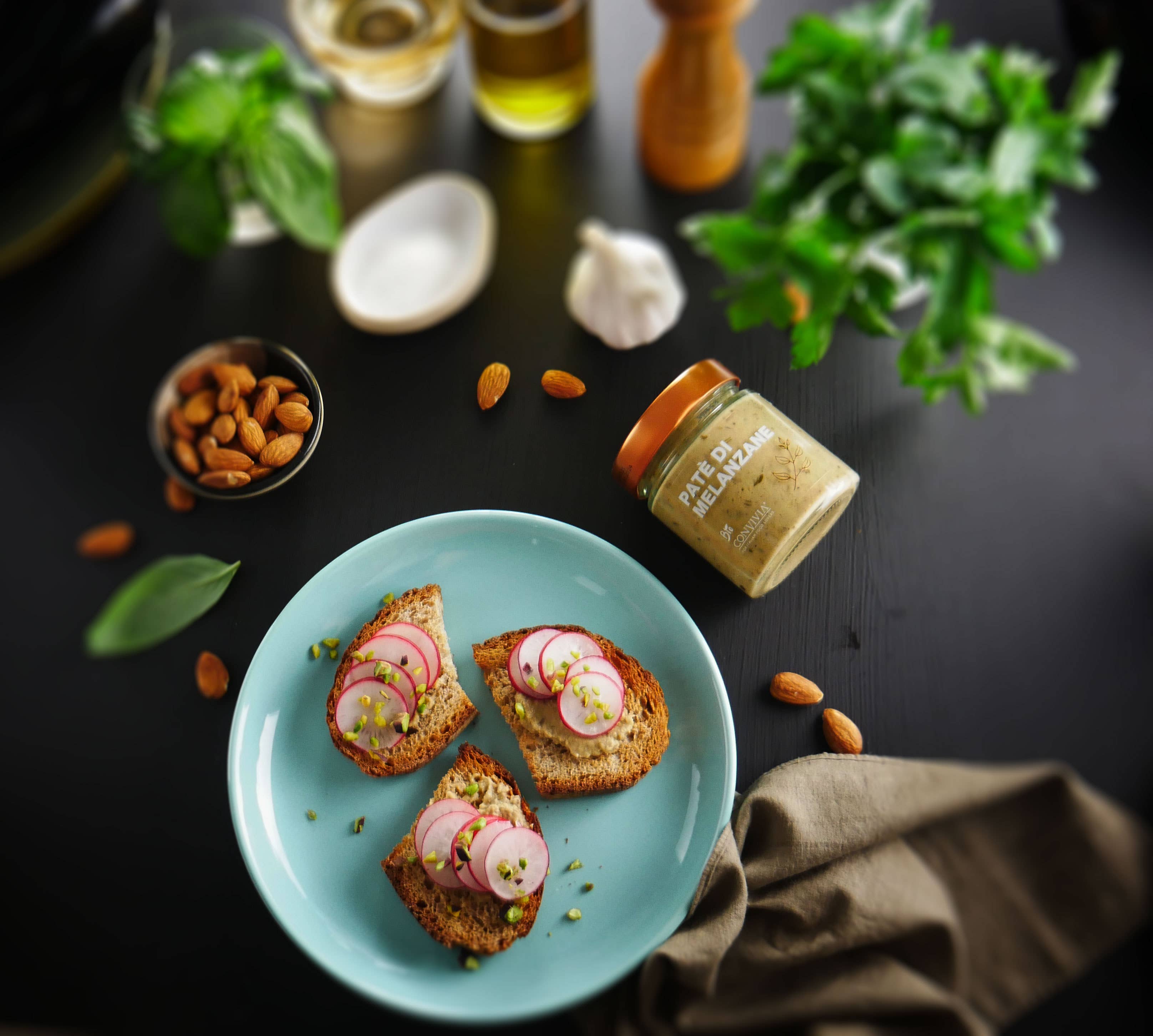 CONVIVIA for italian food lovers - Wholesale Tapenade - Organic aubergine pâté 190g8