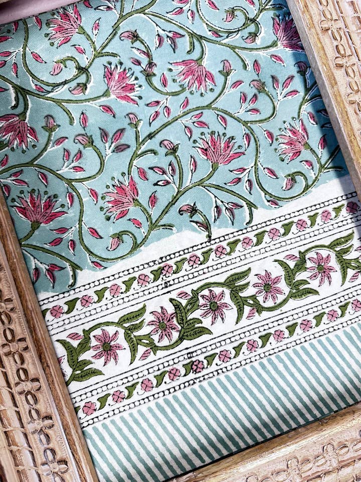 Bomuld Efterår Vinter Borddækken | Lys Pastelblå for engroshandel hos Essential Designs London