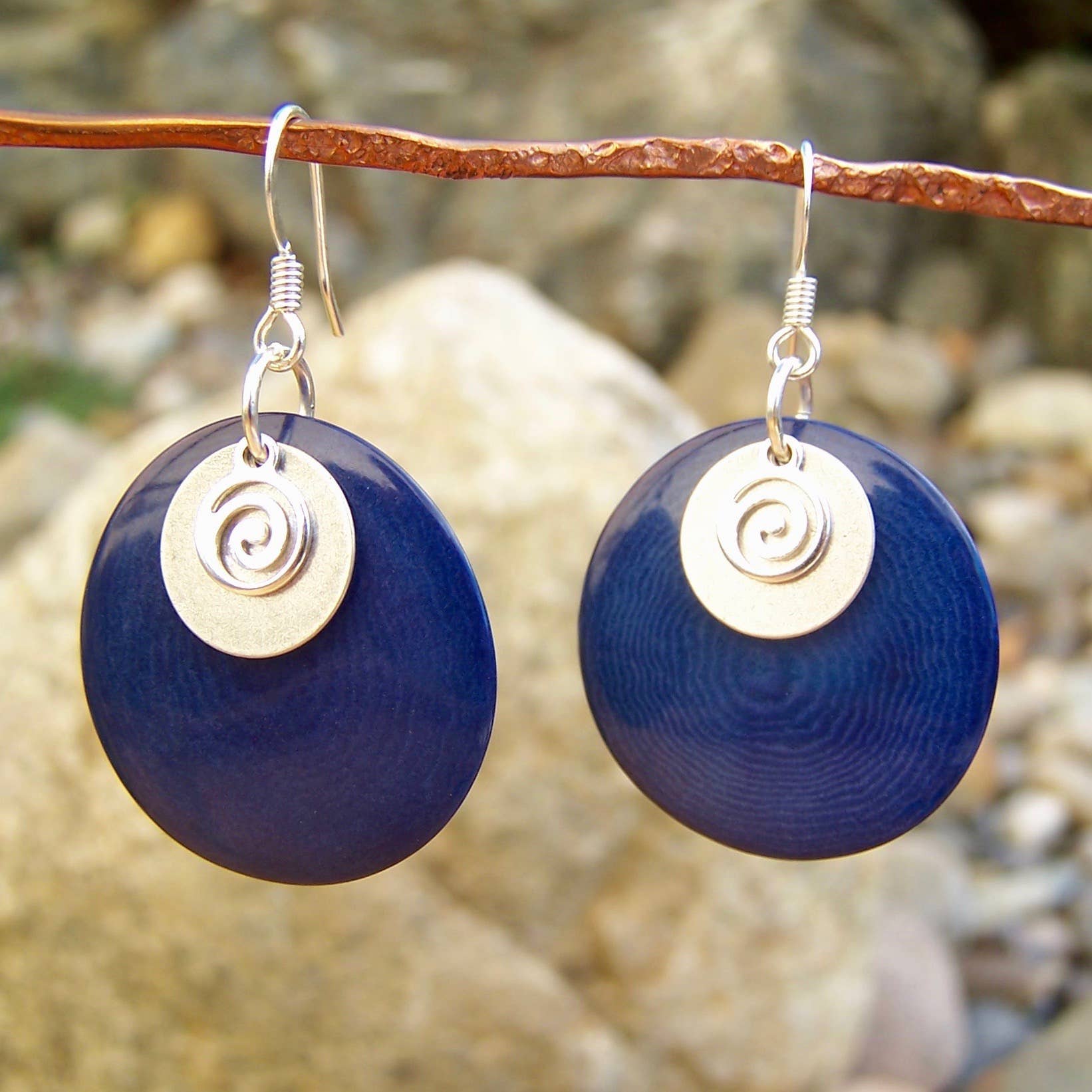 Jo Bird Jewelry – wholesale Dangle earrings – Tagua Earrings3
