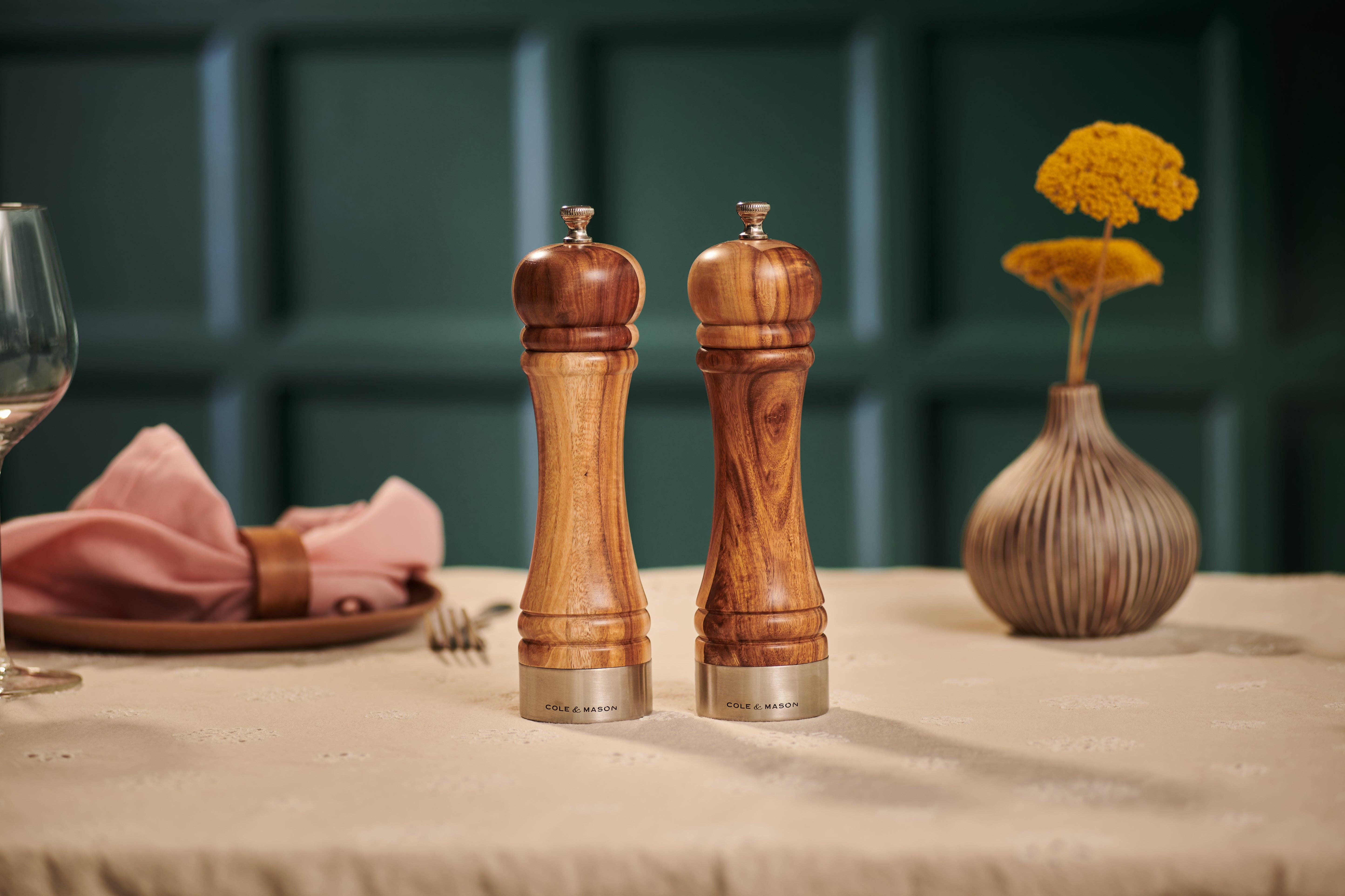 DKHB [Zyliss, Cole & Mason, Swissmar, AdHoc, Ken Hom] - Wholesale Salt & Pepper Shaker Set - Cole & Mason Camden Acacia Salt and Pepper Mill Set2