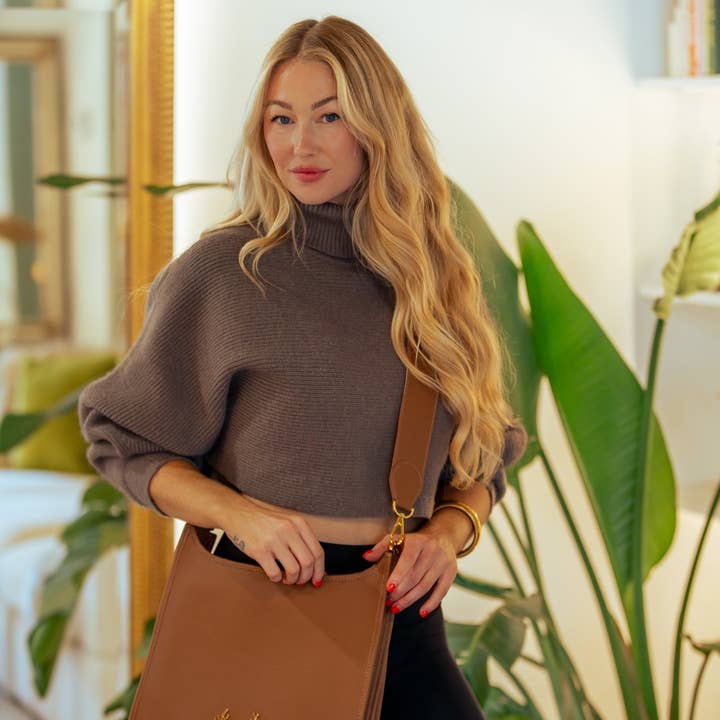 Taxidermy - Wholesale Crossbody Bag - Women's - Leather Sayre Sling6