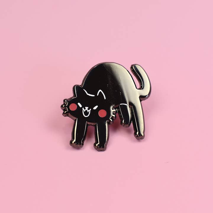 The Moonborn - Wholesale Lapel Pin/Button - Spooked Cat! Enamel Pin2