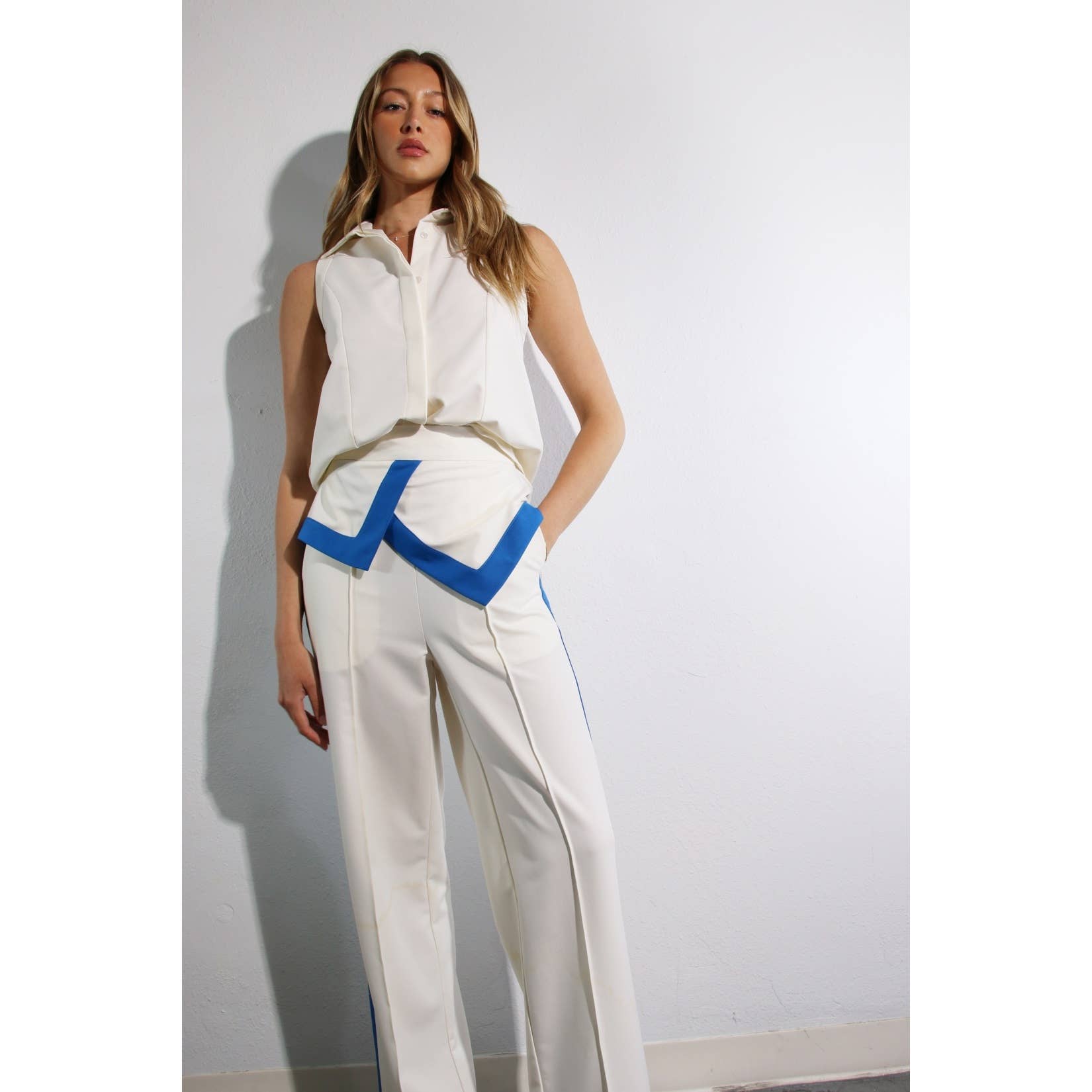 CREMA SET CAMICIE E PANTALONI in vendita all'ingrosso su Faire6