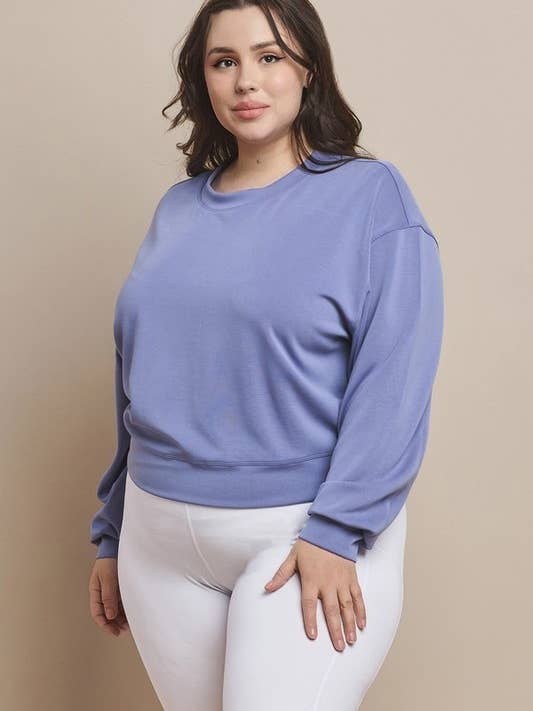 Haut court à col rond en modal doux Sofie - XL uniquement pour la vente par Yelete