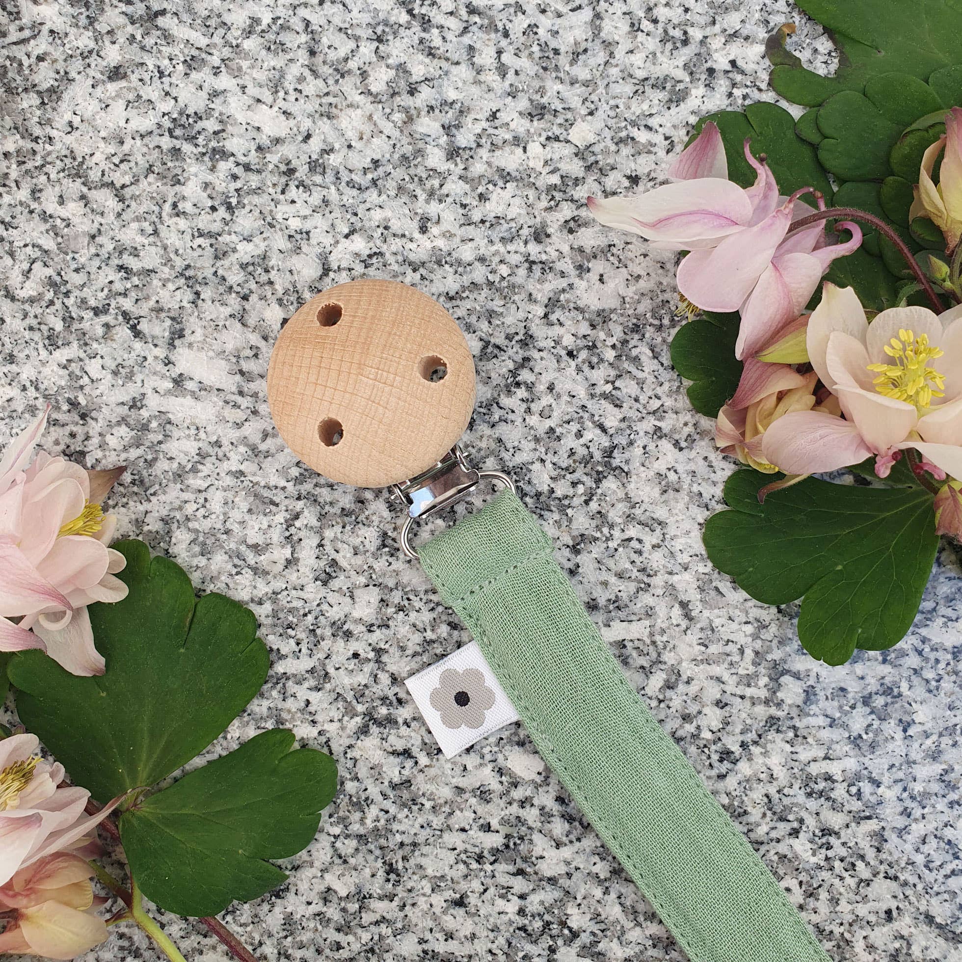 Summerville organic - Wholesale Pacifier Clip - Baby - Organic Pacifier Clip Muslin Basil2