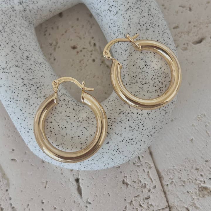 Amady Jewelry - Venta al por mayor Pendientes de aro - Pendientes de Aro de 4mm de Grosor 18k RELLENO DE ORO 25mm Ligeros3