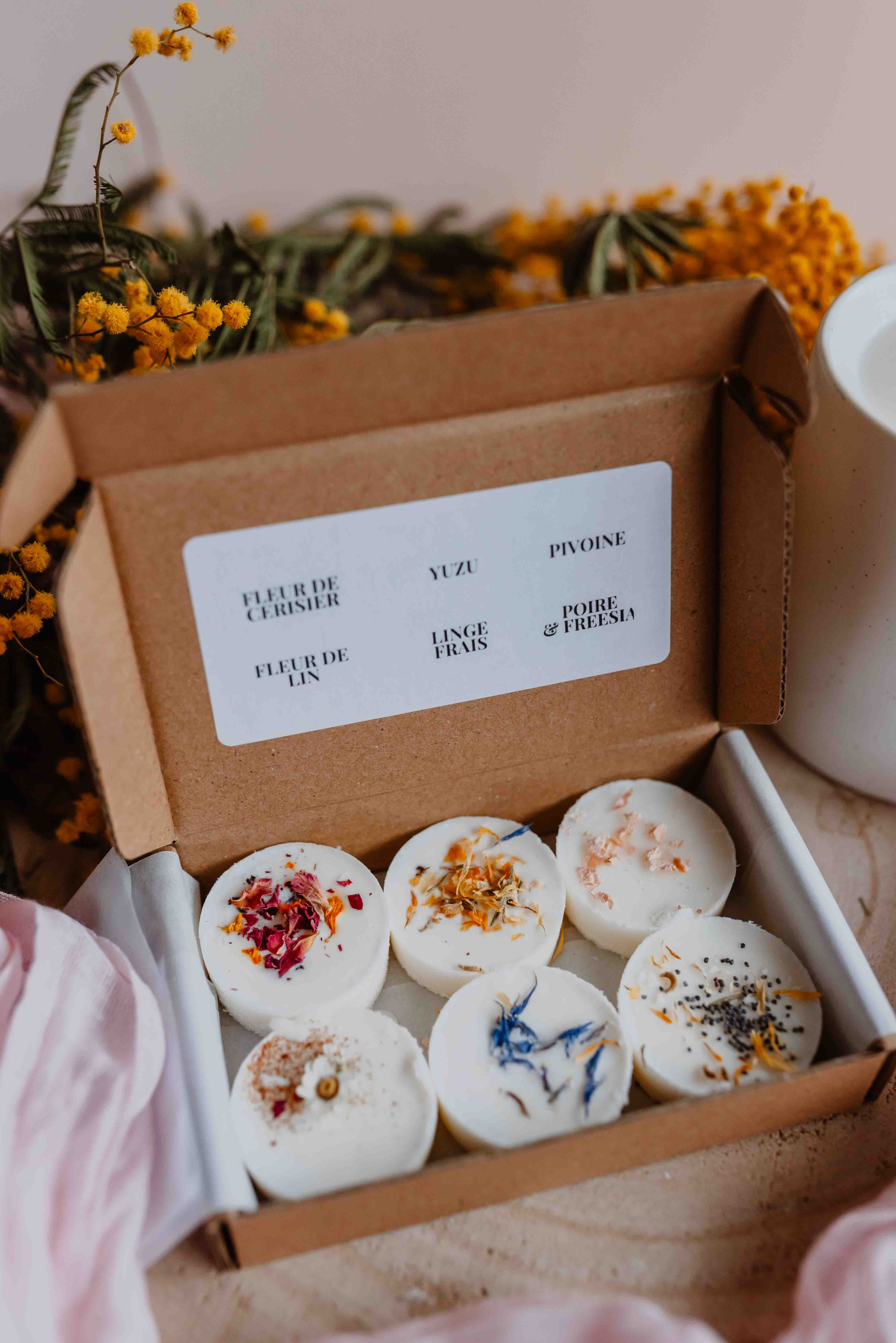 WILD CHILD Bougies & Co – Großhandel Schmelzwachs – Spring Box – 6 Fondant-Scheiben mit ca. 30 Stunden Brenndauer2