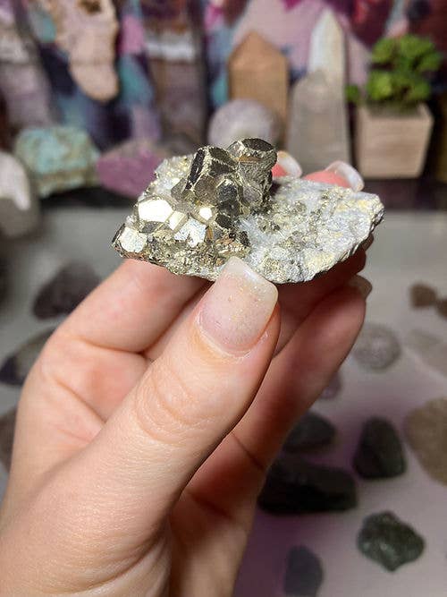 Prettygoods - Wholesale Spiritual Stone/Crystal - Pyrite on Matrix0