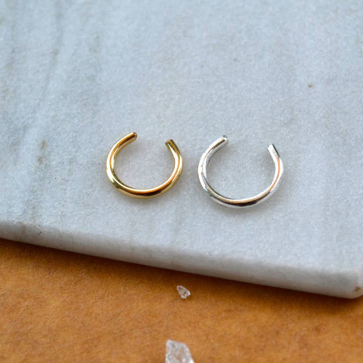 Foamy Wader - Wholesale Nose Ring - Tightrope Nose Cuff - handmade twisted wire septum cuff fake nose ring4