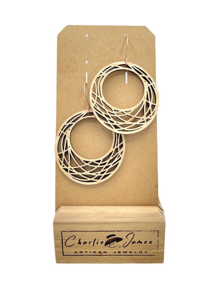 Pendientes Eagles Nest, pendientes de madera de arce, joyas bohemías, regalos bohemios, pendientes colgantes de aro, regalos boho, pendientes grandes, Aros para venta al por mayor de Charlie James Artisan Boutique