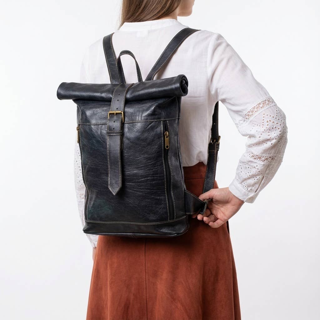 Melecraft - Wholesale Backpack - Unisex - Vintage Style Leather Roll Top Backpack - Rustic Travel Bag5