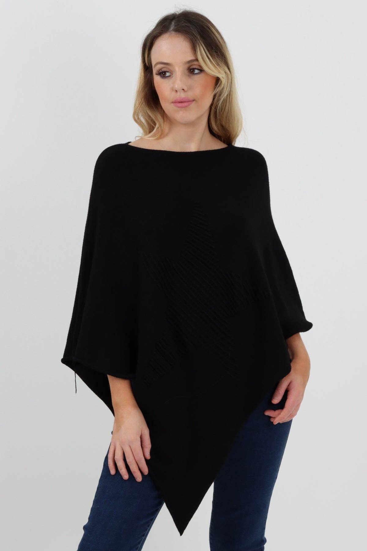 Miss Bold – wholesale Poncho – Women's – Italian Knitted Lagenlook Star Poncho3