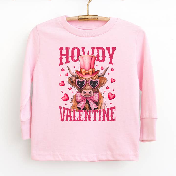 Maglietta per bambini e ragazzi con mucca delle Highlands di San Valentino per la vendita all'ingrosso da parte di Itsy Bitsy Bella Co