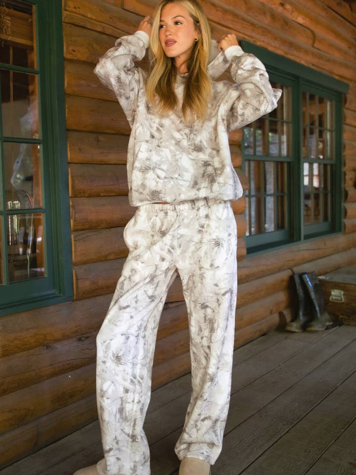 AVERY Light Woodland Camo Lounge Fleece Sweatpants for wholesale on Faire1