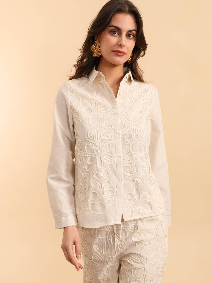 MOOYA - Wholesale Button Down Shirt - Women's - Striped long-sleeve shirt with linen embroidery SJ0030