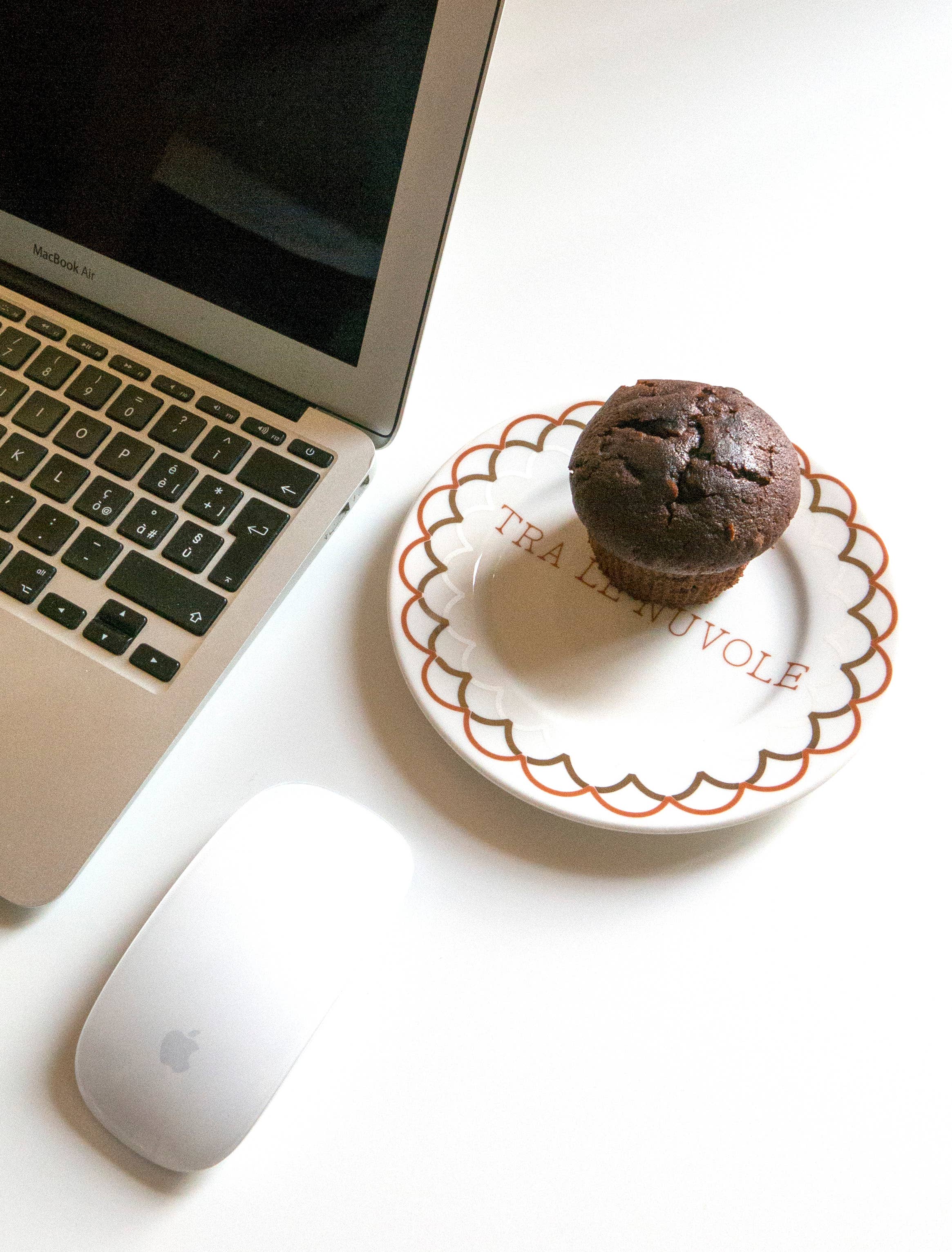 ilaria.i - Vendita all'ingrosso Piatto - TRA LE NUVOLE - Piatto in porcellana con scritta1