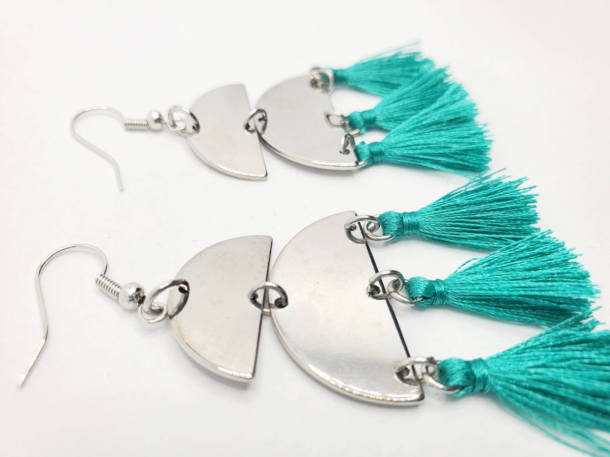 Tots And Tumblers Art – Engroshandel Hængeøreringe og creoløreringe – Sølv turkis kvast dingle øreringe2