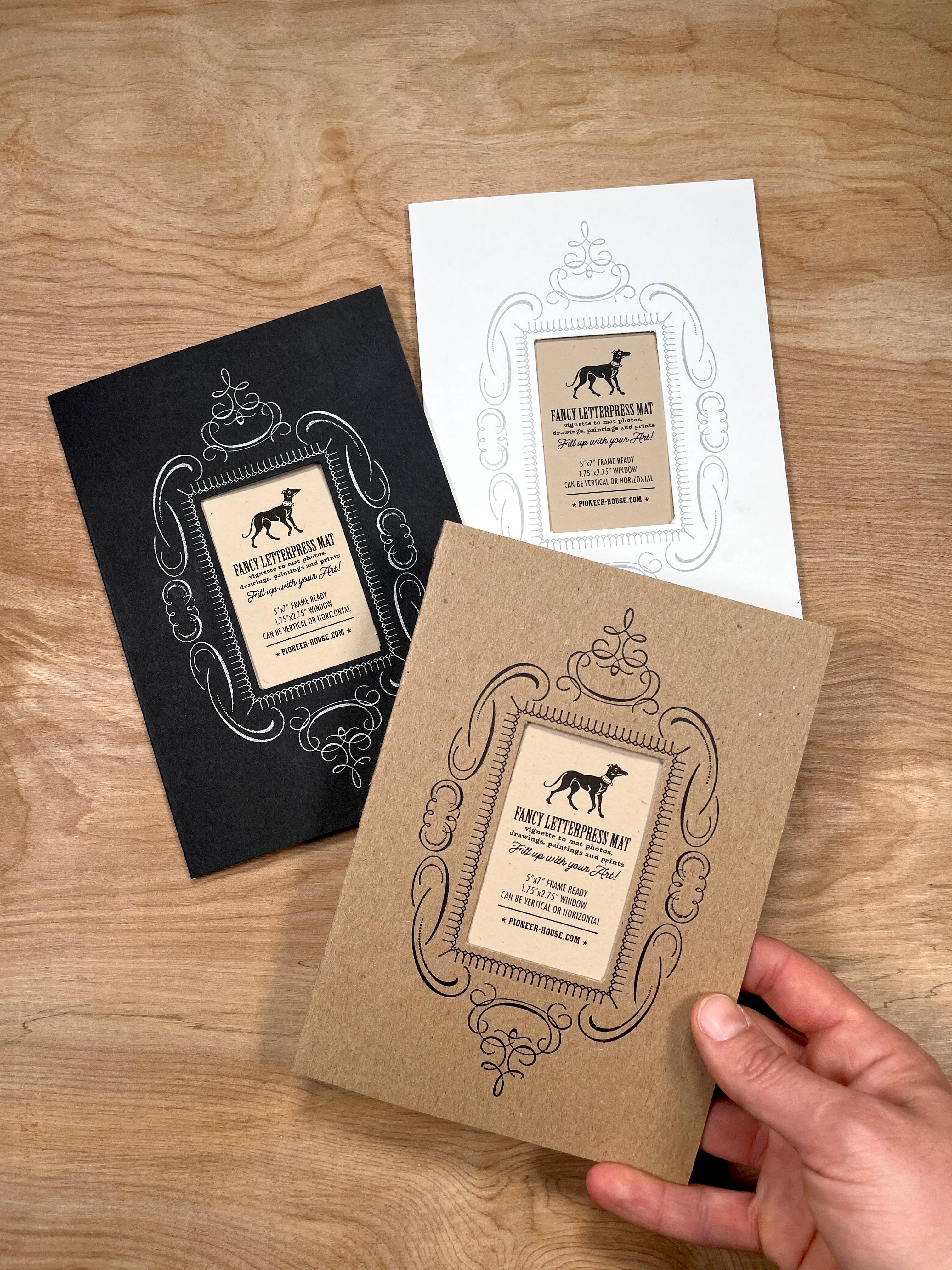 Pioneer House (formerly Yee-Haw) - Vente Cadres photos - Tapis typographique 5 « x 7" pour photos et œuvres d'art, 3 couleurs13