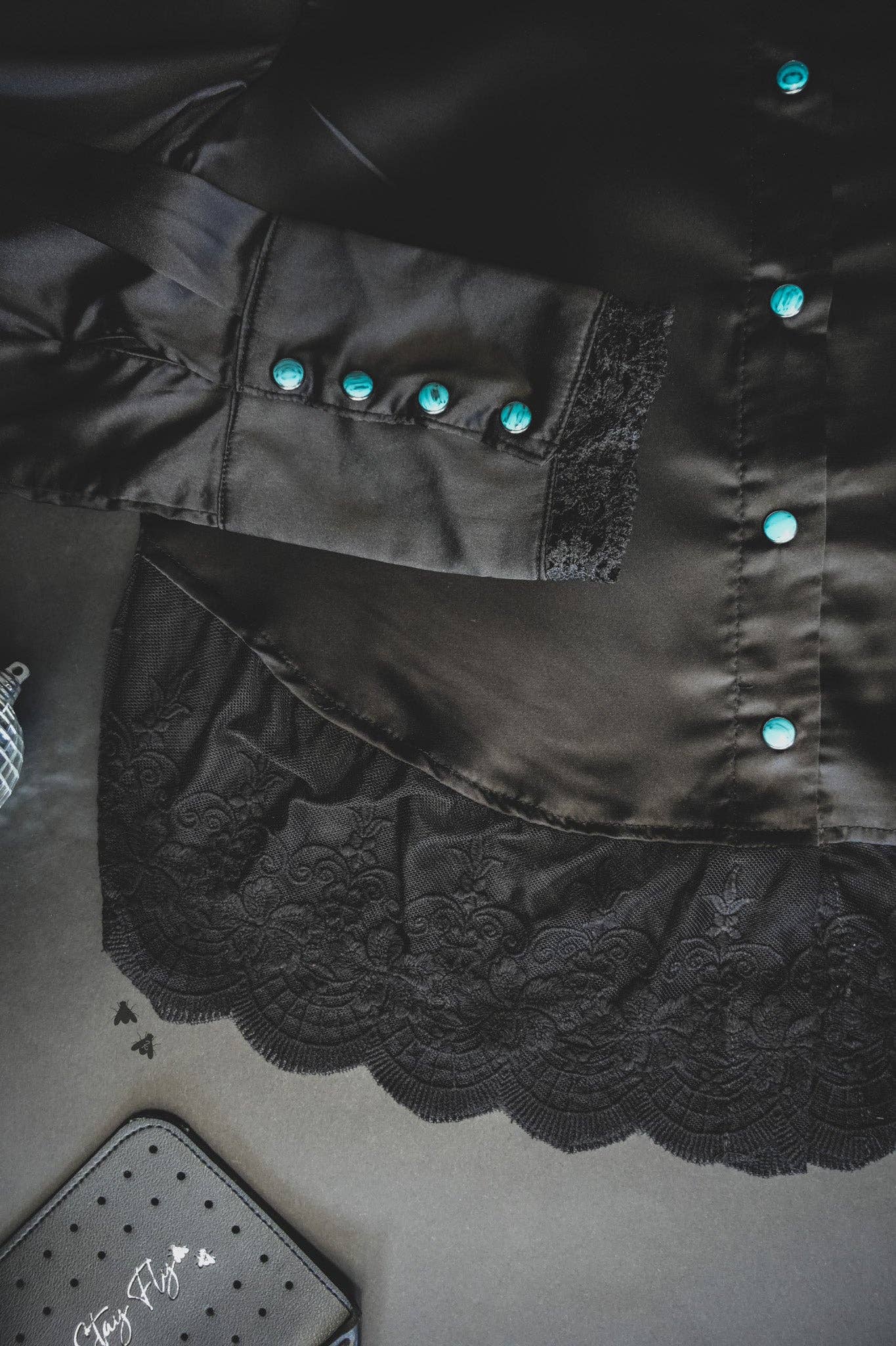 2 Fly Co - Wholesale Button Down Shirt - Women's - TOP TIER10