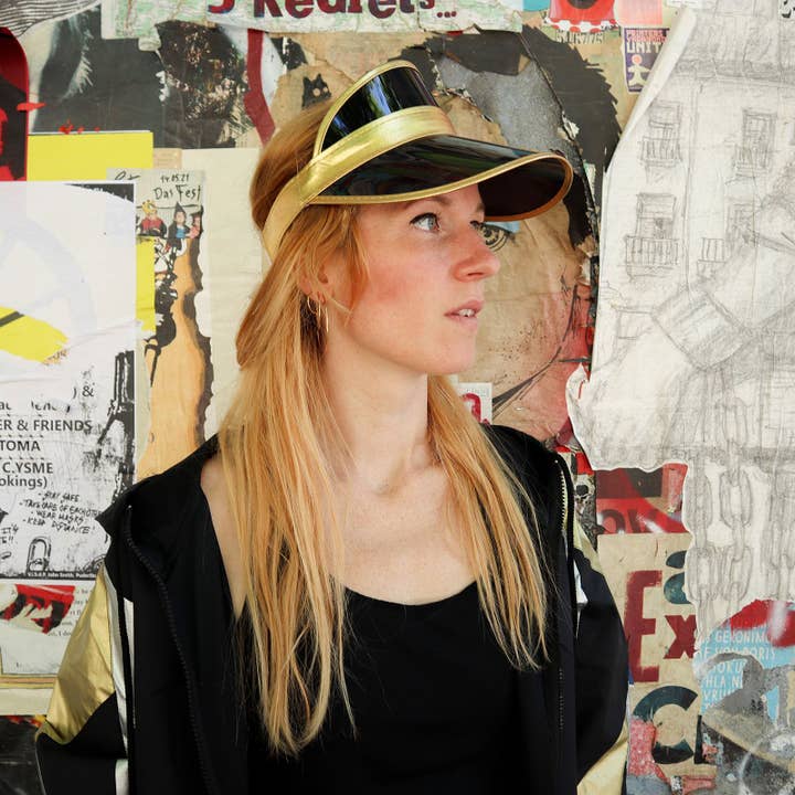 Tribal Trade GmbH - Wholesale Visor - Women's - Visor cap retro shield cap 80s poker cap black/gold3