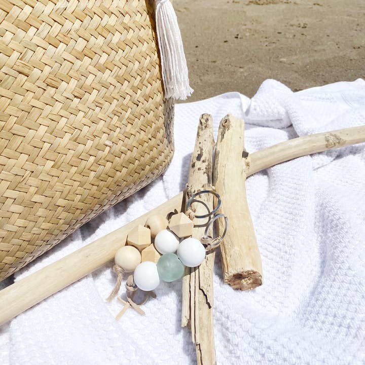 Simply Styled Art - Wholesale Keychain - Women's - Boho Wood Bead Geometric Keychain15