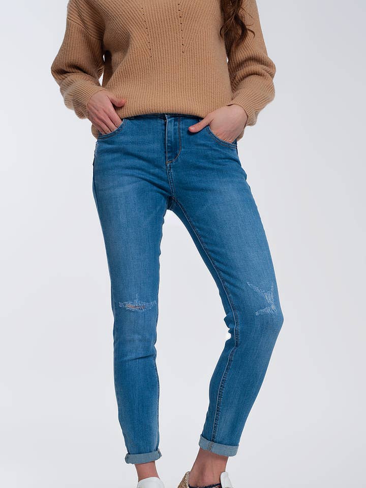 lys denim skinny jeans med foldede ankler og rippet for engroshandel hos Q2—All Orders:Free Duties for the US,UK,and Canada