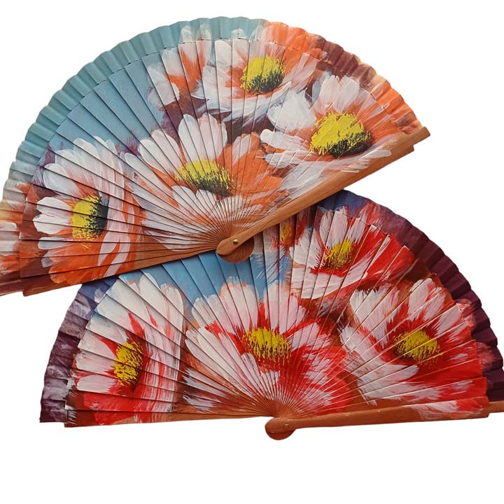Sauga - Wholesale Handheld Folding Fan - María Isabel Fan (hand-painted)4