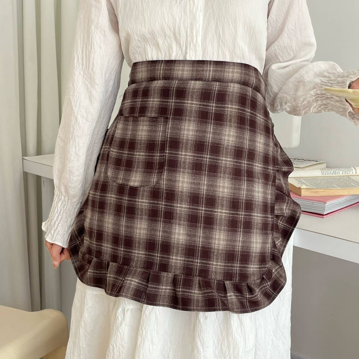 ACCITY - Wholesale Apron - HALF-BODY FALLEN LEAVES PLAID APRON_CWMM58004