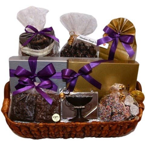 Anniversary Basket 100 for wholesale by Enjou Chocolat