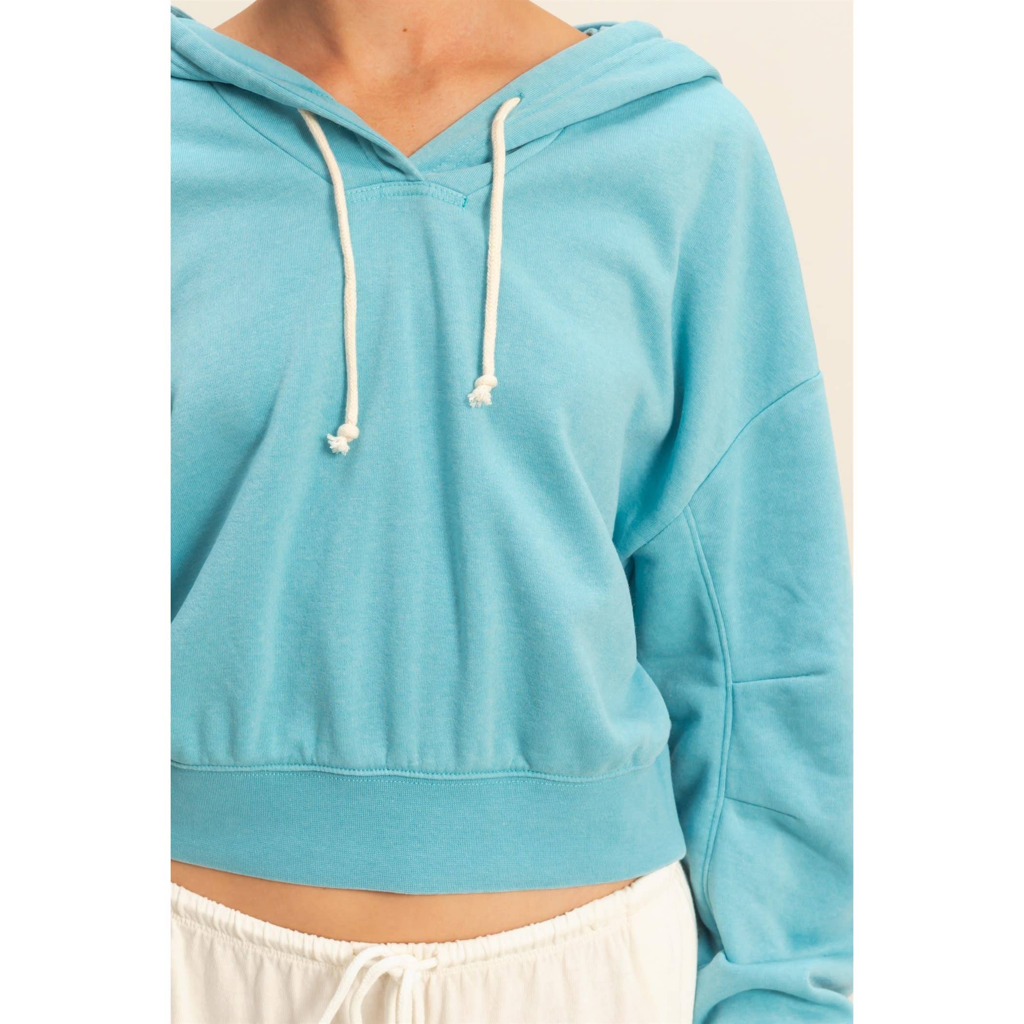 HYFVE - Vente Sweat à capuche – femme - Hoodie court à manches longues avec détail à cordon de serrage et col en V.10