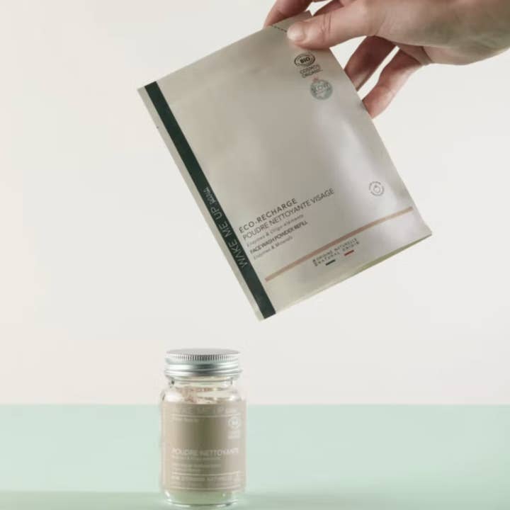 ECO RECHARGE Enzymatic Facial Cleansing Powder for wholesale by Wake Me Up.paris