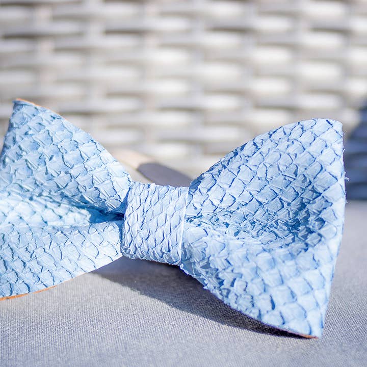 Fish Leather Bow Tie för wholesale av Fish Leather Studio