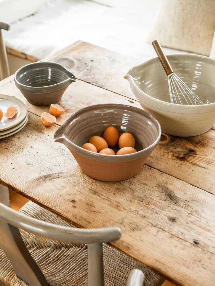 French Country Mixing Bowl for wholesale by Farmhouse Pottery