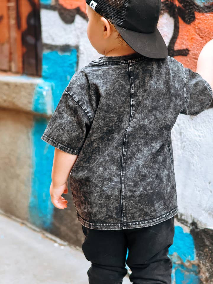 Lucky Link - Wholesale T-Shirt - Kids - Black Acid Wash T-Shirt