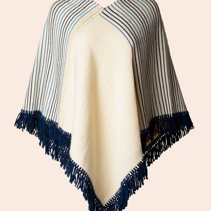 Poncho à rayures indigo en laine fine pour la vente par Cornelia Lively