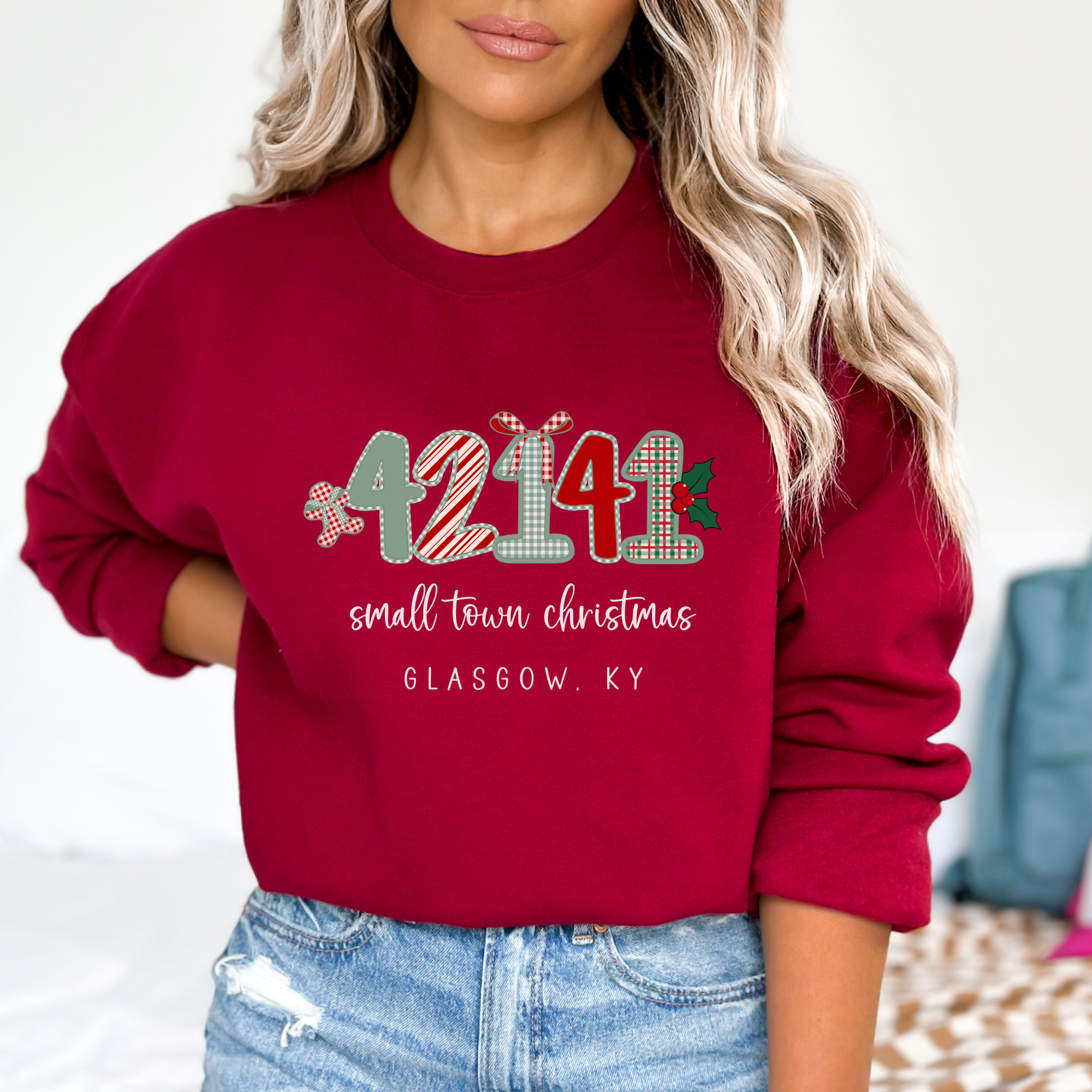 Scripted Pearl - Vente Sweat-shirt à imprimés – femme - Sweatshirt de Noël personnalisé avec graphique de petite ville.13