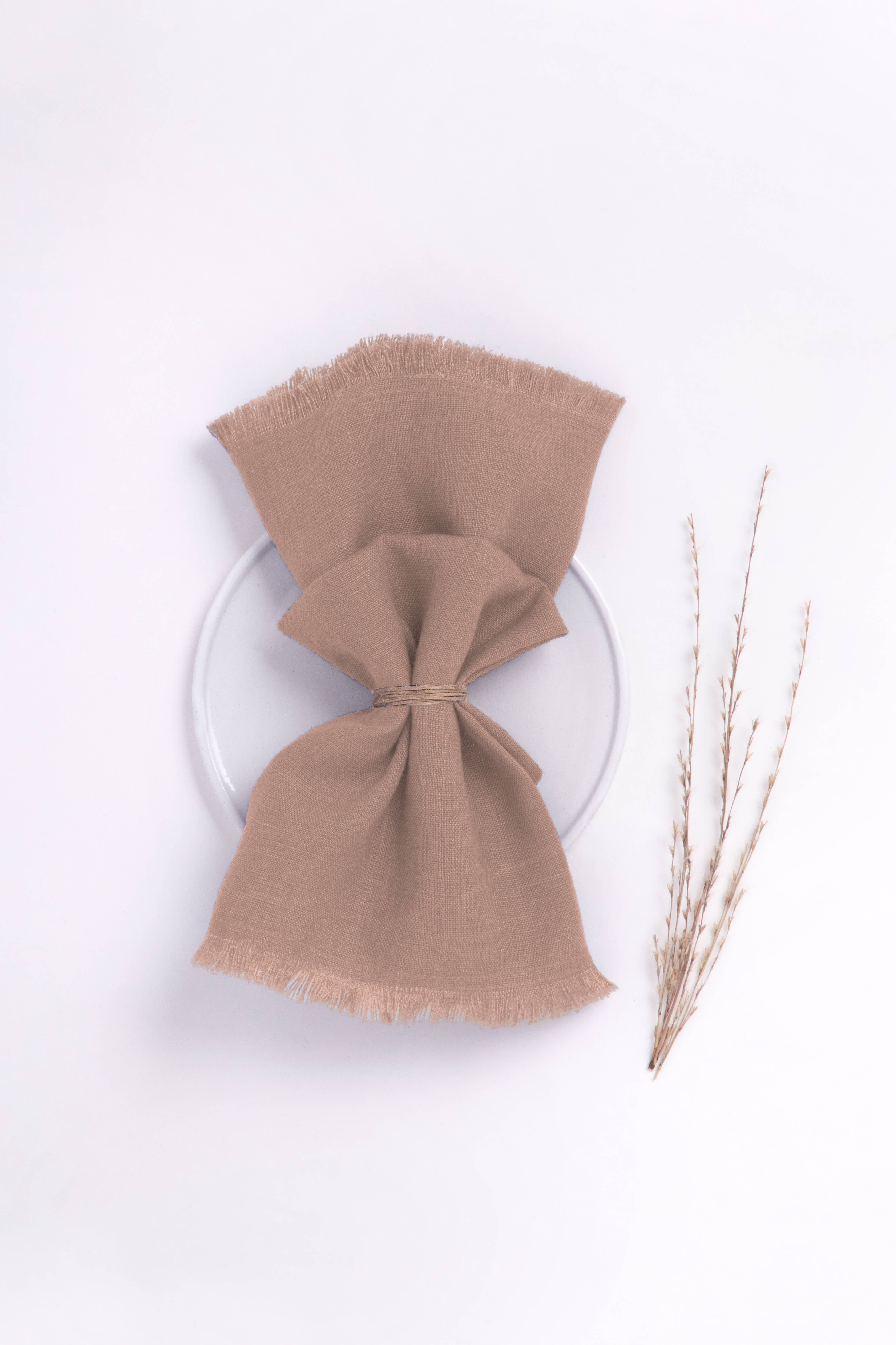 Live Linen - Wholesale Tablecloth - Minimalist Linen Napkin – Fringe Detail13