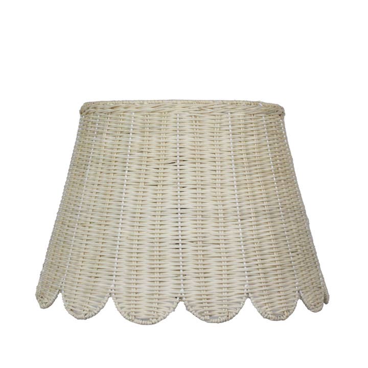 Maison Maison Design - Wholesale Lamp Shade - Scalloped Lampshade in Rattan2
