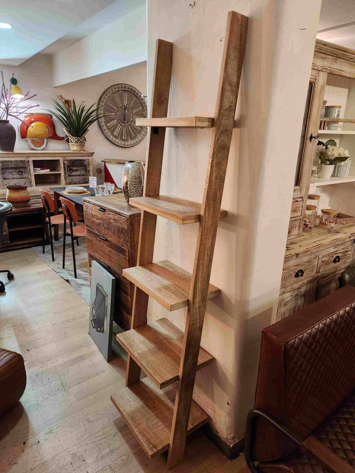 Livraria Escadinha por atacado de Crab design