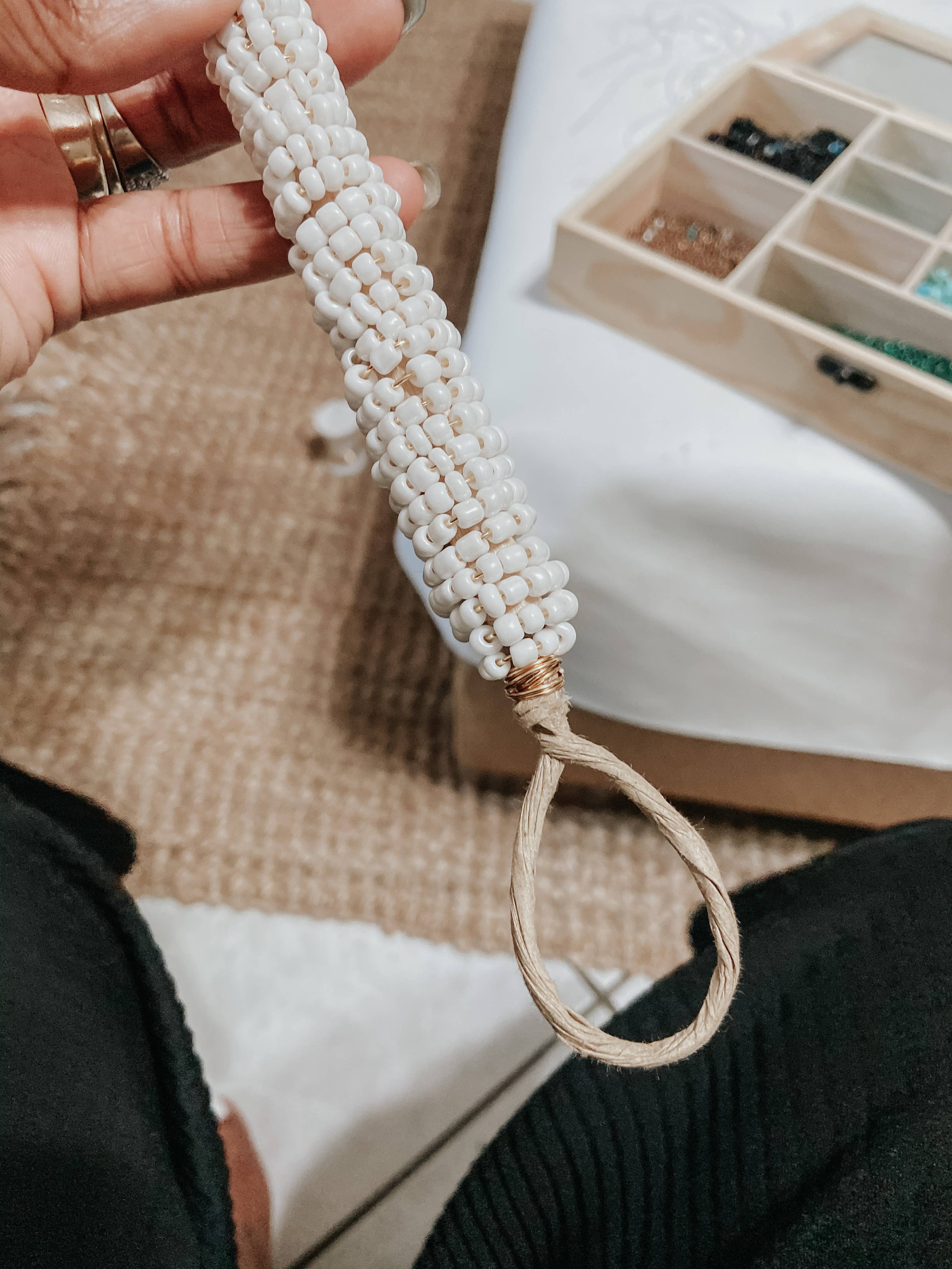 ZOENAE Co. – wholesale Handheld folding fan – SUMMER Palm Fans5