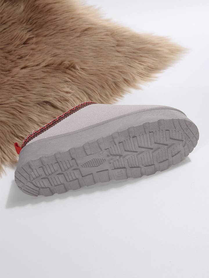 Suhkasana – Botas para a neve – Mulher por atacado – Botas de neve forradas em camurça com estampa contrastante castanha29