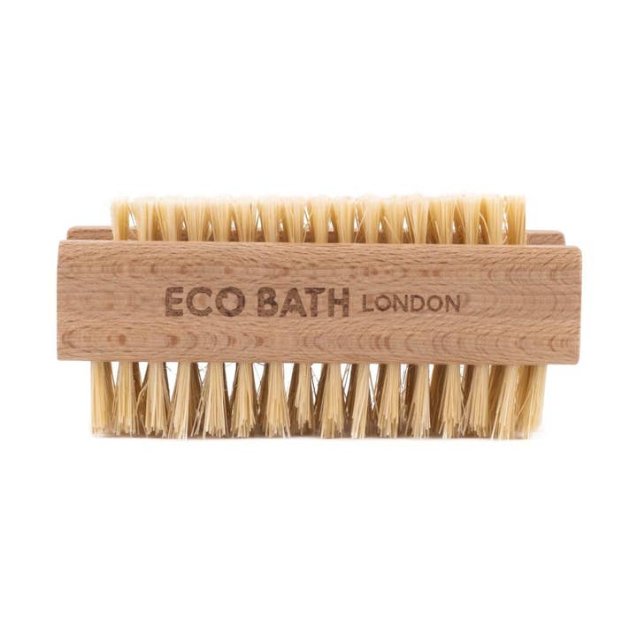 Eco Bath Natural Sisal nagelborstelcollectie - verkrijgbaar in beukenhout, walnotenhout en olijfhout voor wholesale door Eco Bath London