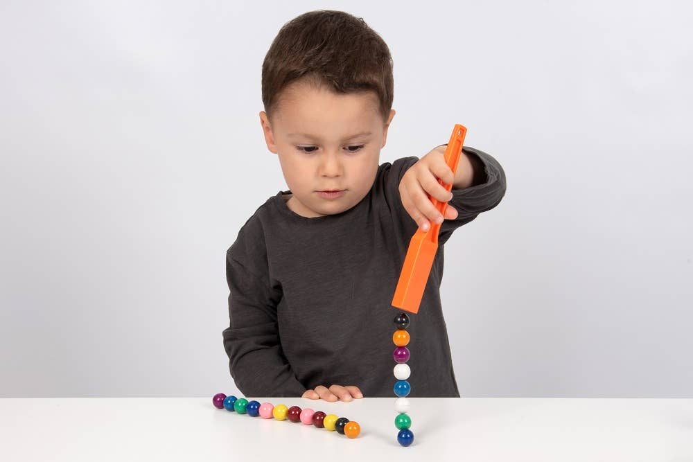 Commotion (Europe) BV - Wholesale Toy Set - Kids - Magnetic Wands and Coloured Marbles Set2