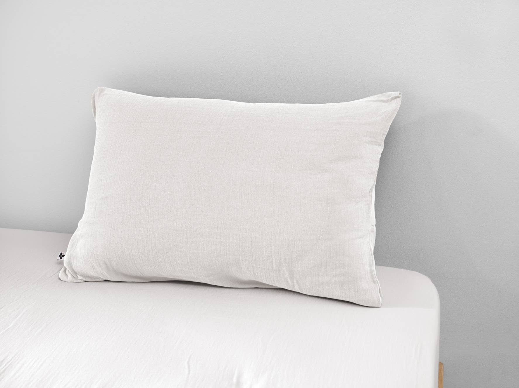 L'effet Papillon - Wholesale Bedding Pillowcase/Sham - GAÏA Chantilly cotton gauze pillowcase 50 x 70 cm0