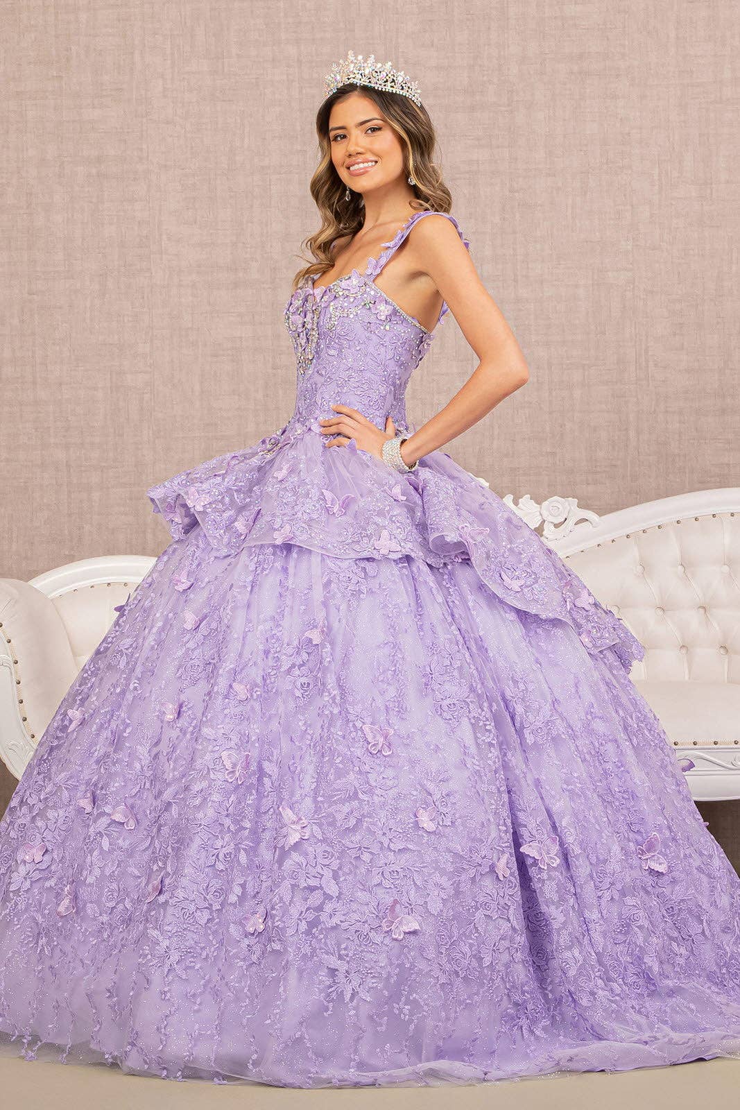 Tux-USA® - Wholesale Formele jurk - Dames - Jewel 3-D Quinceanera-jurk van mesh met vlinderapplicatie en open schouders6