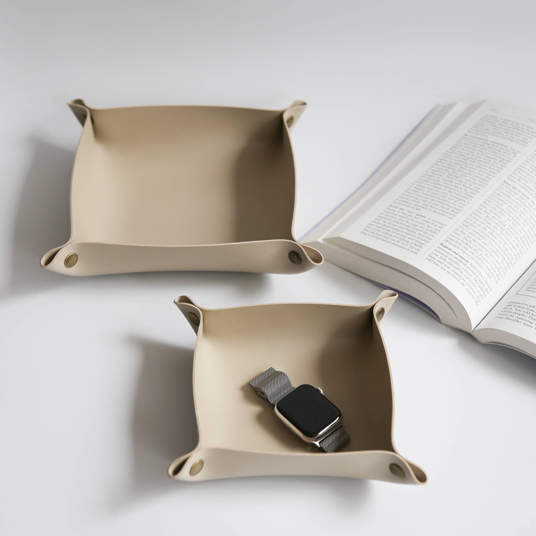 Zora Botanica - Wholesale Decorative Tray - Vegan Leather Tray0