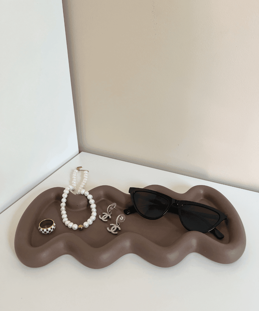 Razzo Studio - Wholesale Decorative Tray - Wavy Tray5