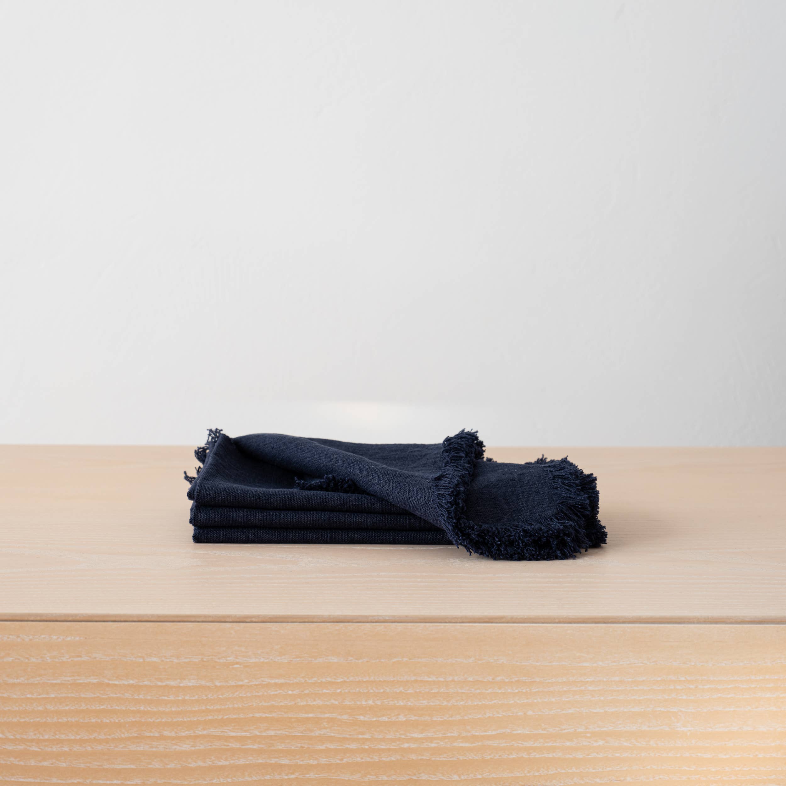 LinenMe - Wholesale Dinner & Cloth Napkin - Hand-Made Linen Napkin Terra Fringe Various 30 Colors12